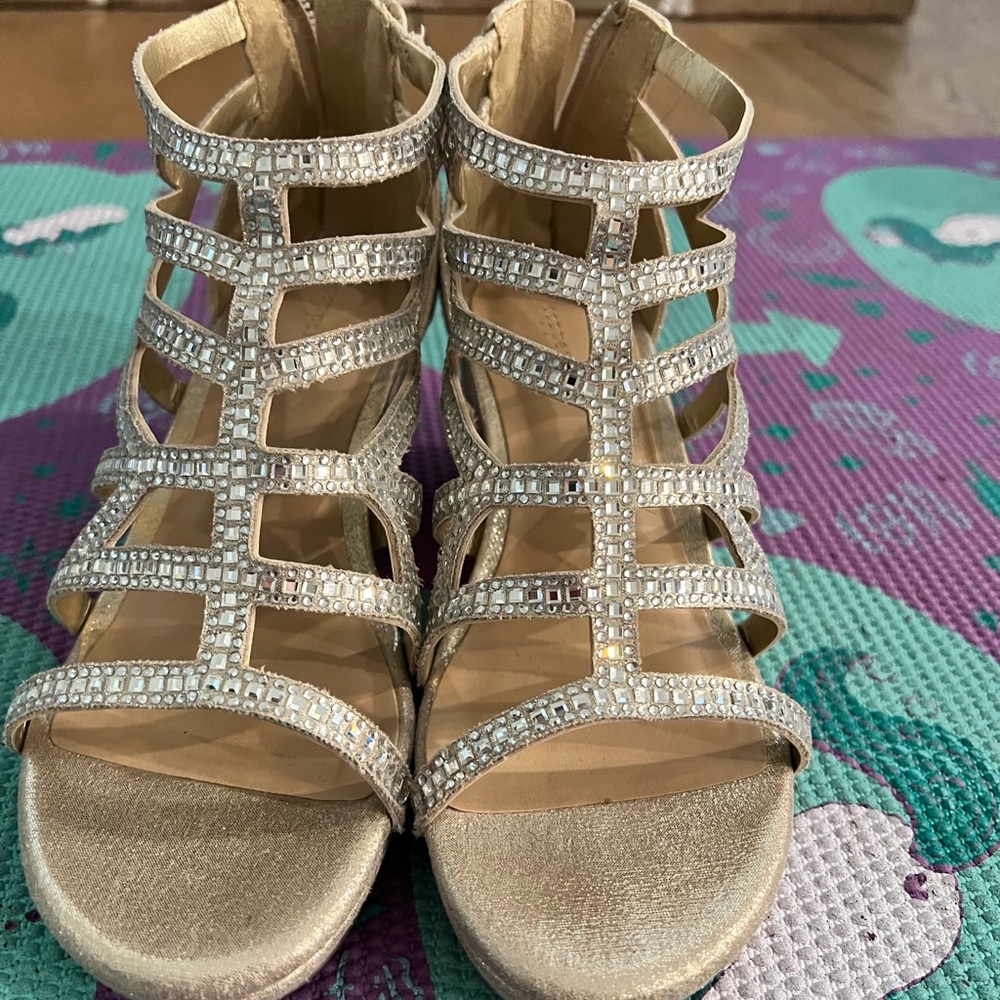 Elegant Gold Strappy Sandals